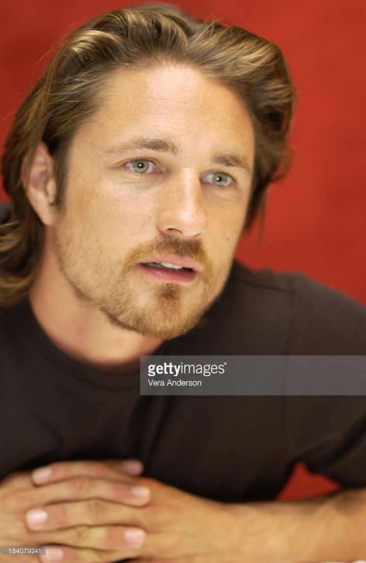 Martin Henderson