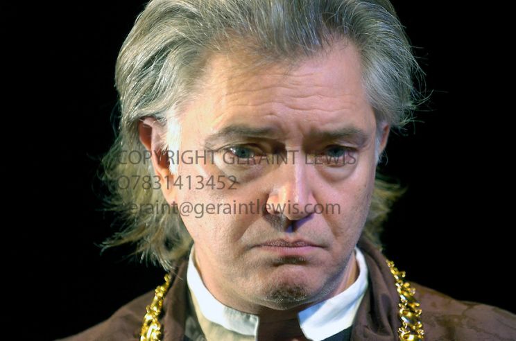 Martin Shaw