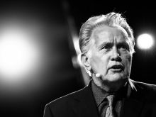 Martin Sheen #130740 picture (Landscape Medium)