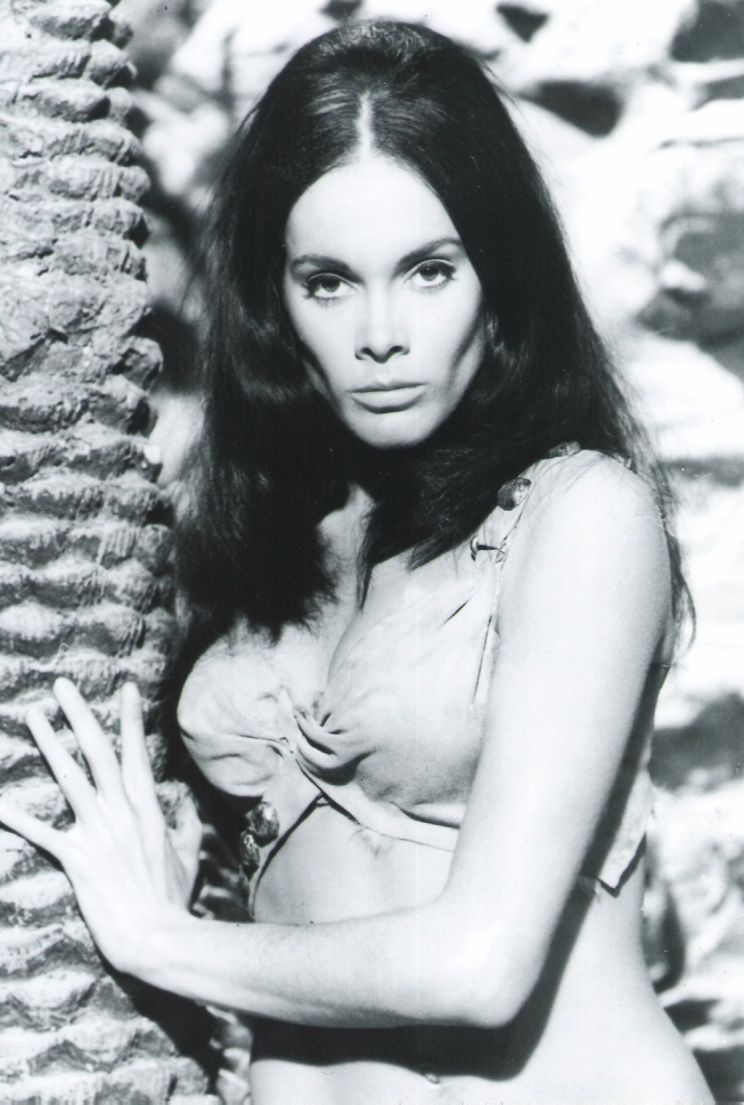 Martine Beswick