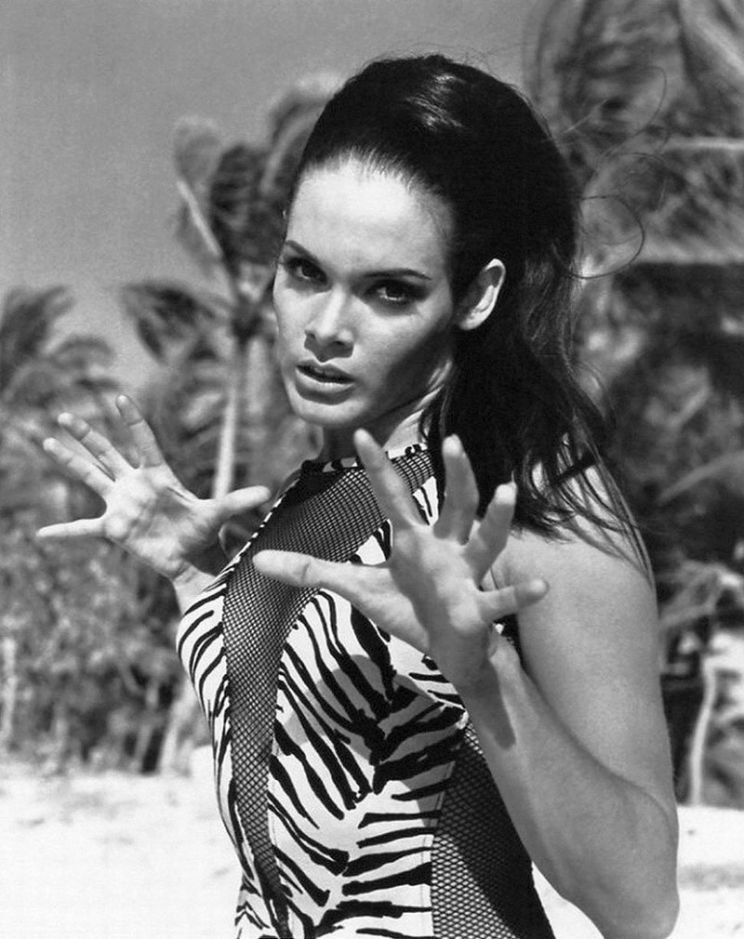 Martine Beswick