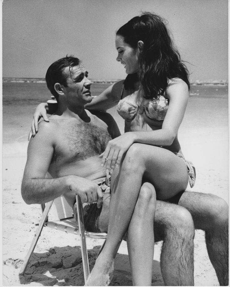 Martine Beswick