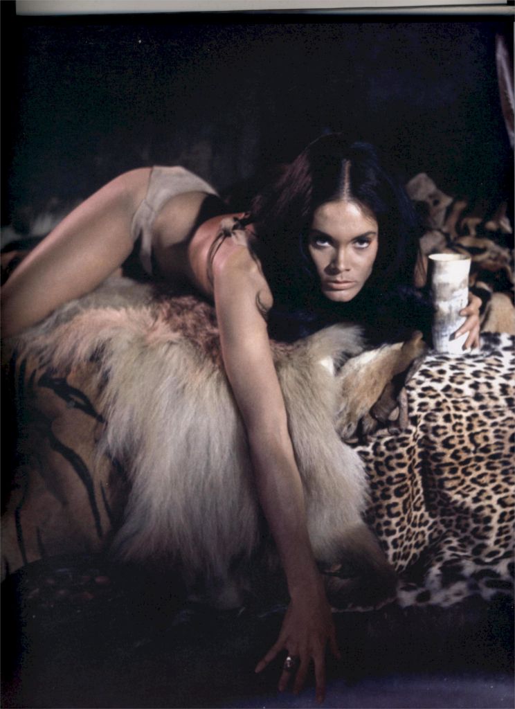 Martine Beswick