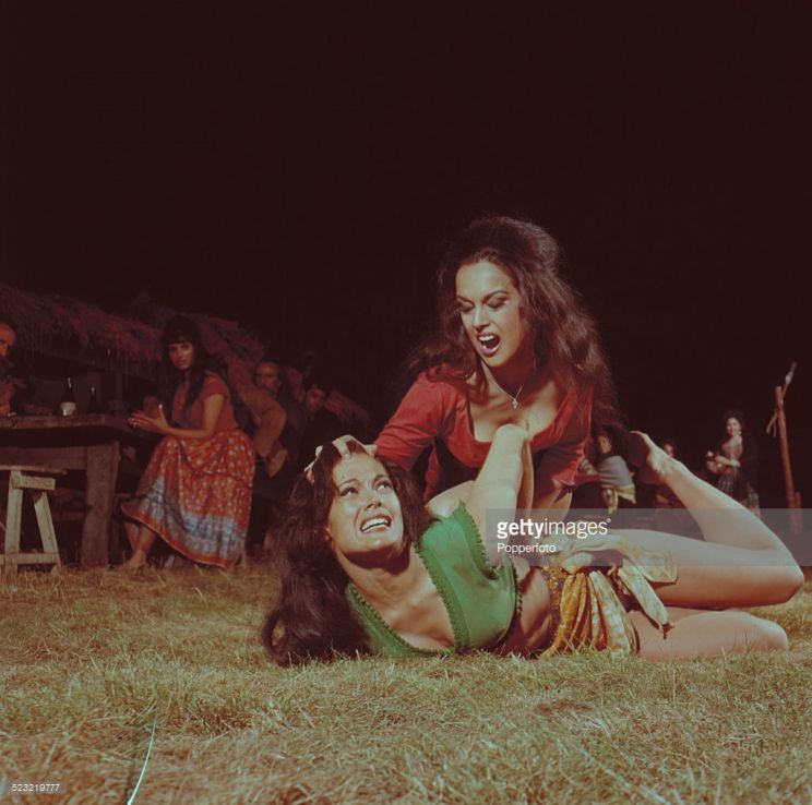 Martine Beswick