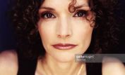 Mary Elizabeth Mastrantonio