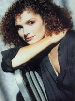 Mary Elizabeth Mastrantonio