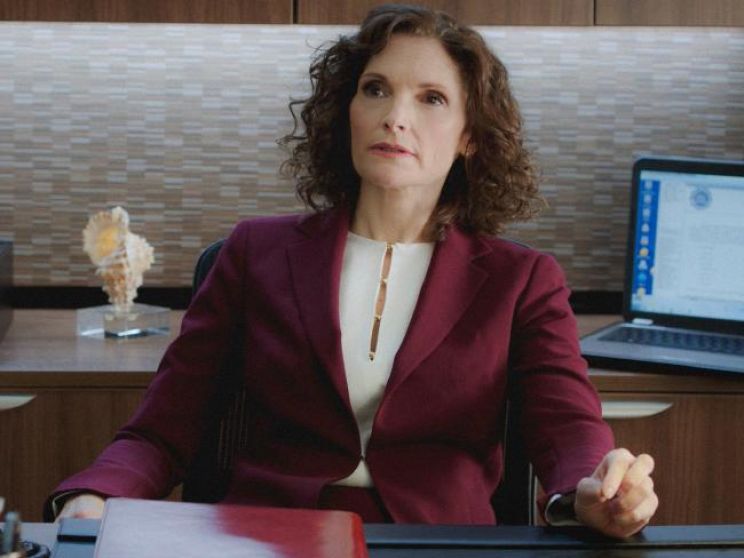 Mary Elizabeth Mastrantonio