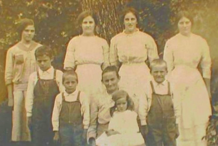 Mary Elliott