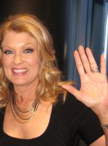 Mary Hart photo