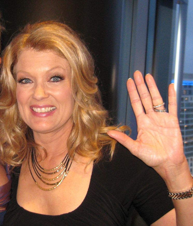Mary Hart
