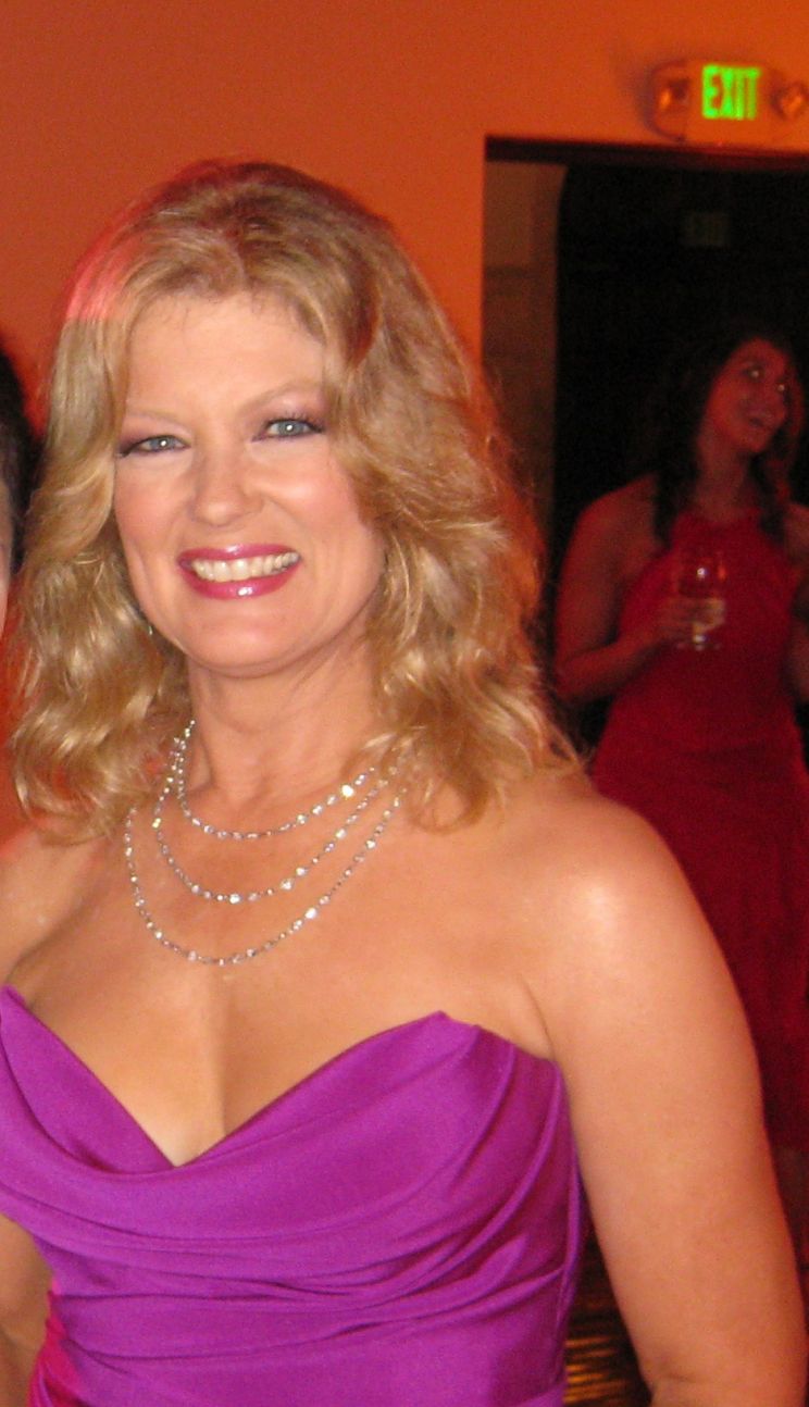 Mary Hart