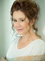 Mary McDonnell