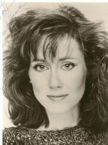 Mary McDonnell