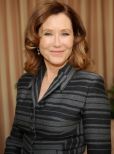 Mary McDonnell