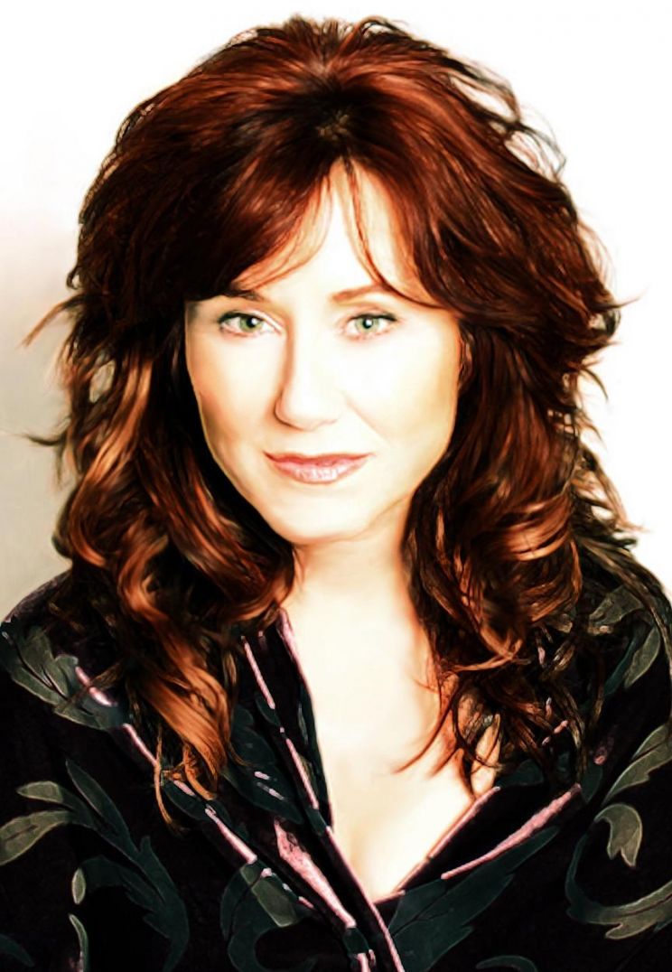 Mary McDonnell