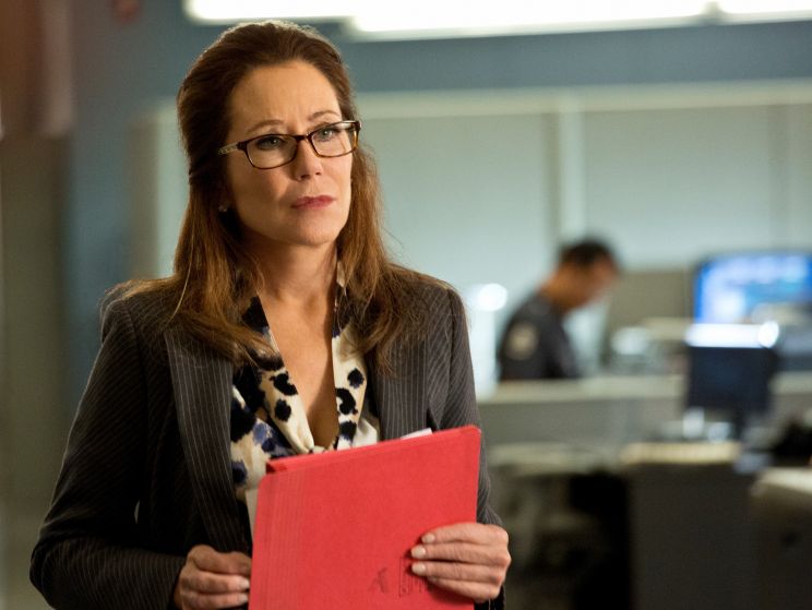 Mary McDonnell