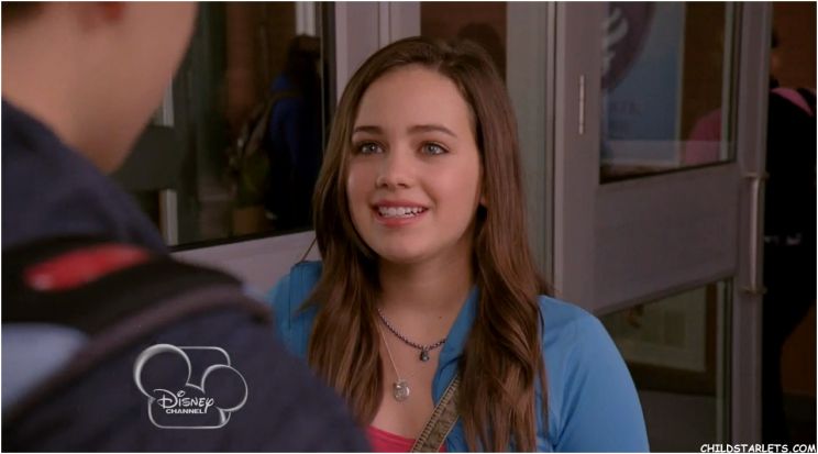 Mary Mouser