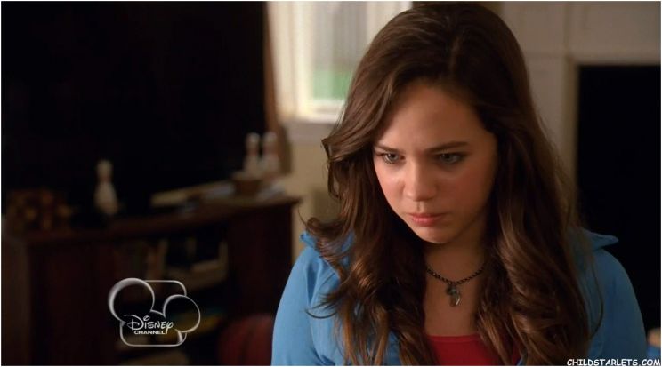 Mary Mouser