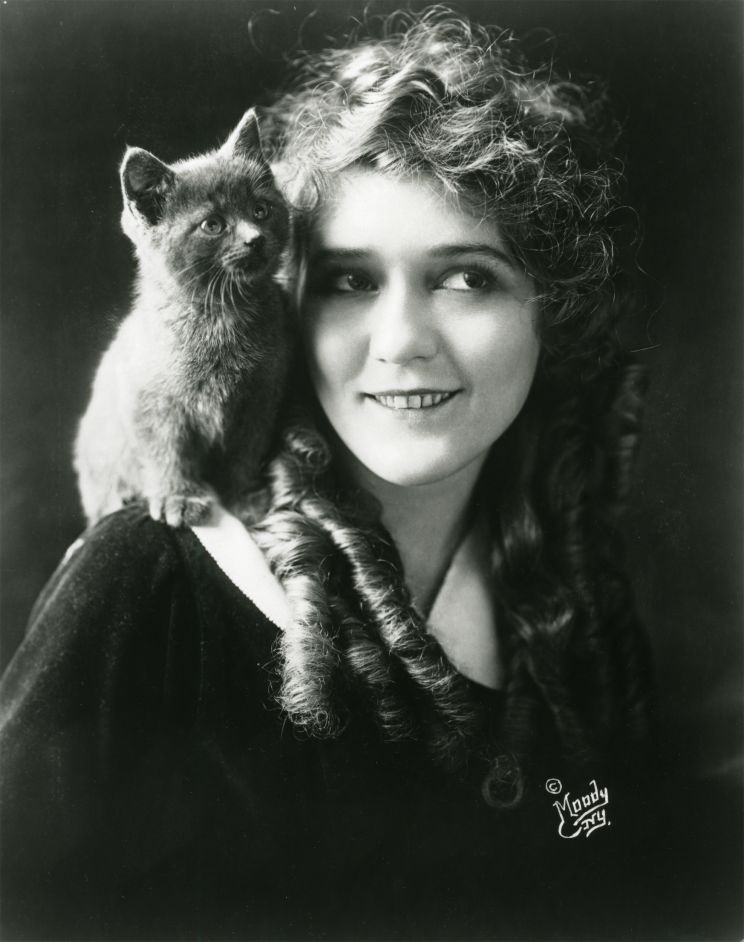 Mary Pickford