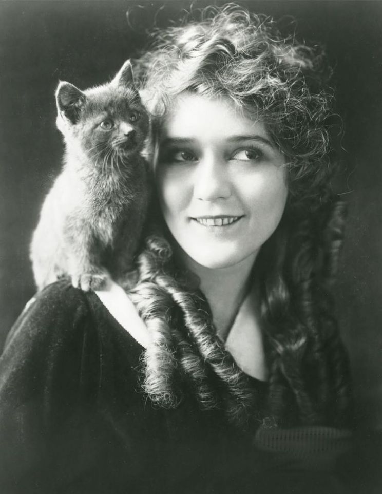 Mary Riggans