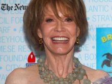 Mary Tyler Moore