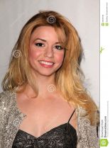 Masiela Lusha photo