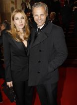 Mathilde Seigner #1813006 picture (Portrait Medium)