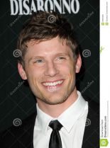 Matt Lauria #294903 picture (Portrait Medium)