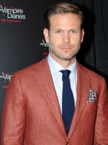 Matthew Davis photo