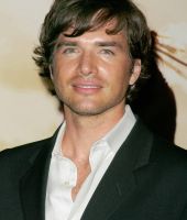 Matthew Settle