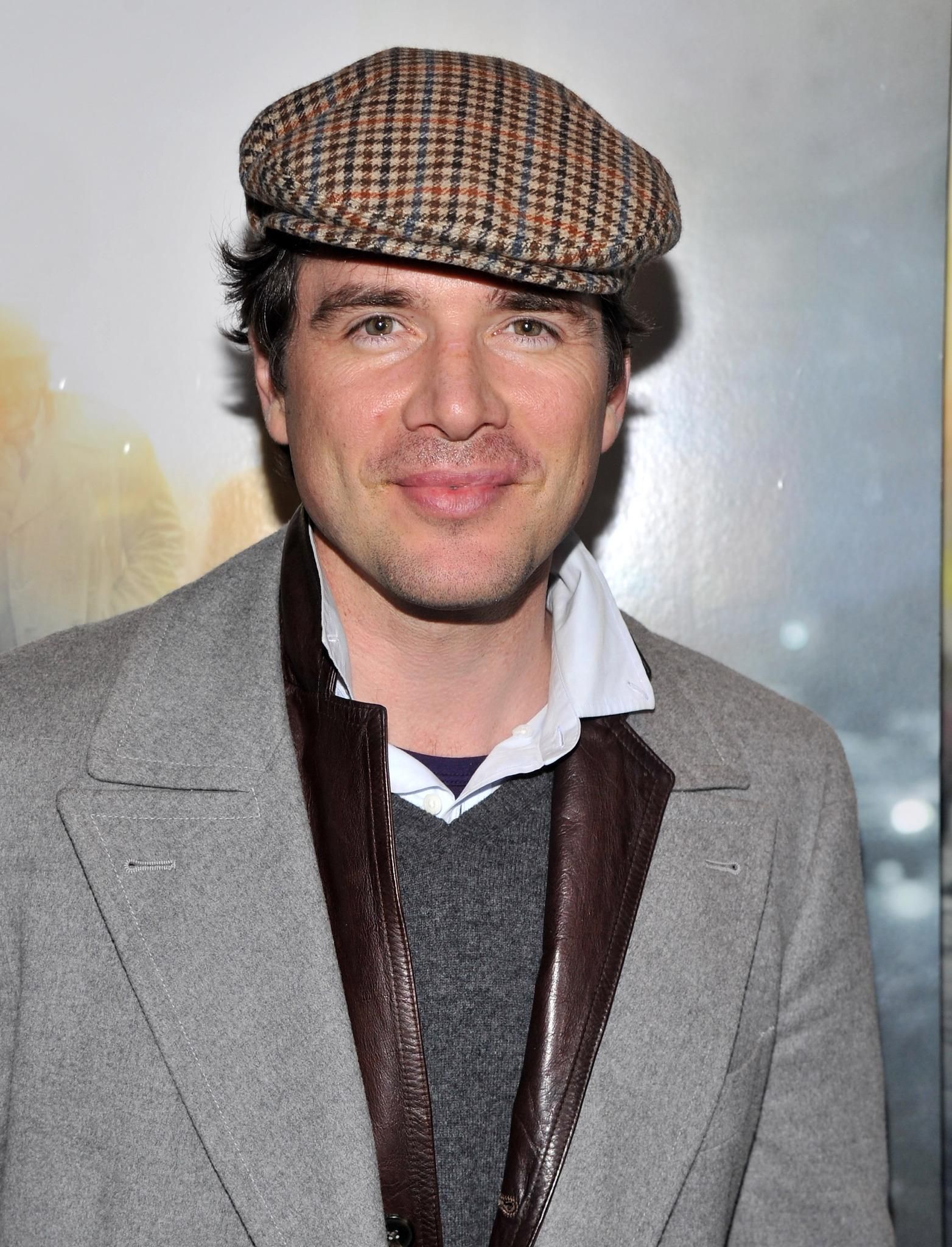 Pictures of Matthew Settle