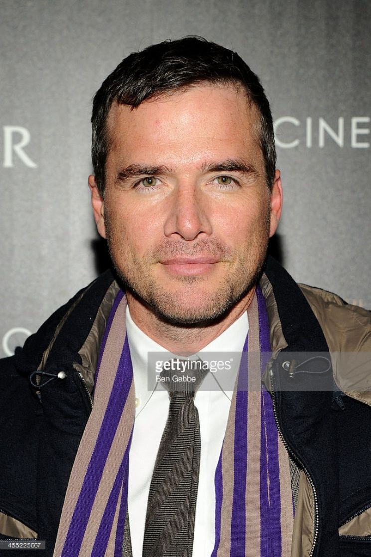 Matthew Settle