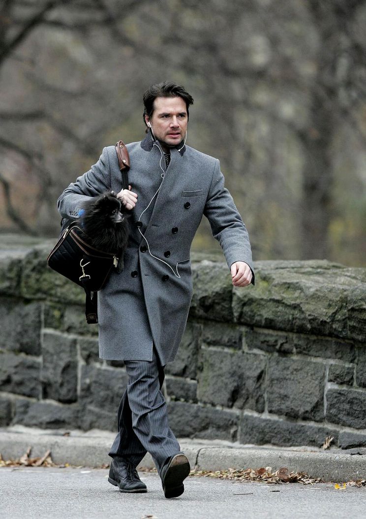 Matthew Settle