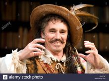 Matthew Warchus