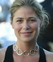 Maura Tierney