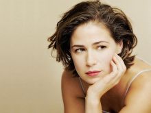 Maura Tierney