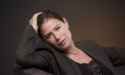 Maura Tierney