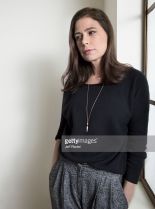 Maura Tierney photo