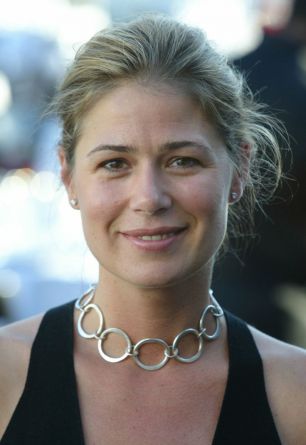 Maura Tierney