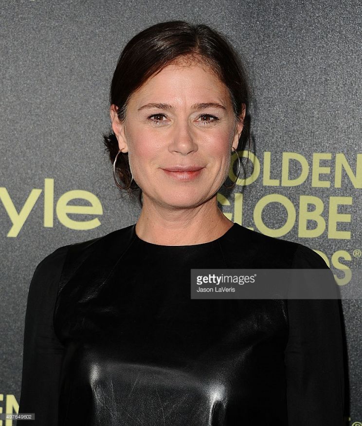 Maura Tierney