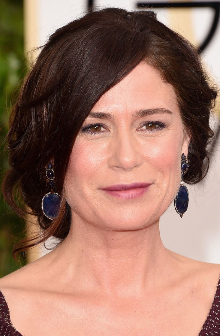 Maura Tierney