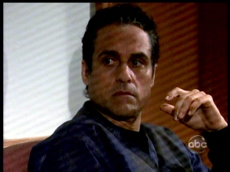 Maurice Benard