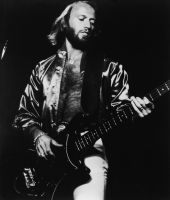 Maurice Gibb
