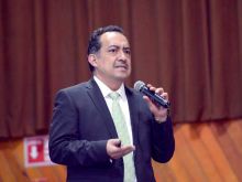 Mauricio Mendoza