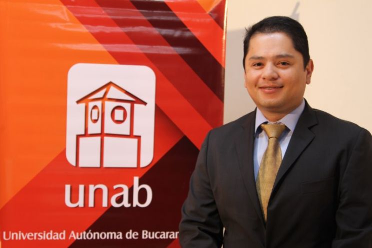 Mauricio Mendoza