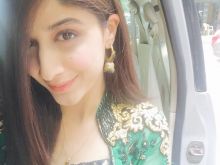 Mawra Hocane photo