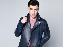 Max Greenfield