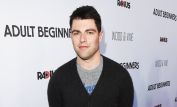 Max Greenfield