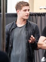 Max Irons