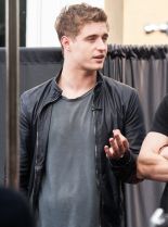 Max Irons